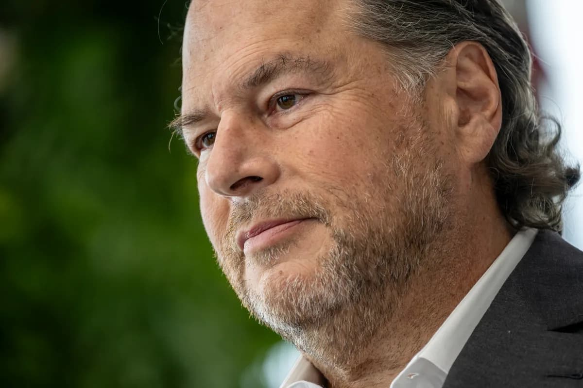 Salesforce compra Rune, startup de logística militar con IA, por US$375 millones