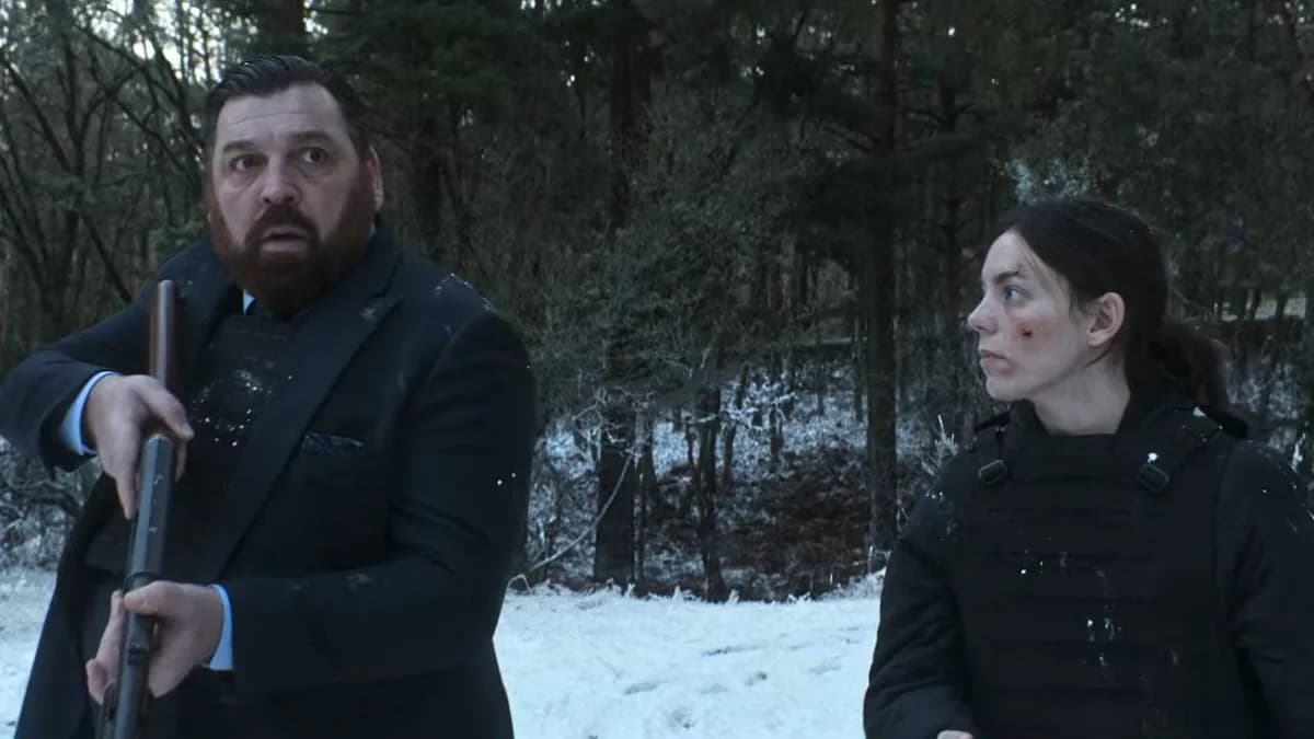 "Un día Vicky me dijo: "Si consigues que esto funcione, te voy a respetar toda mi vida": la segunda temporada de 'Reina Roja' llega más oscura y con más acción