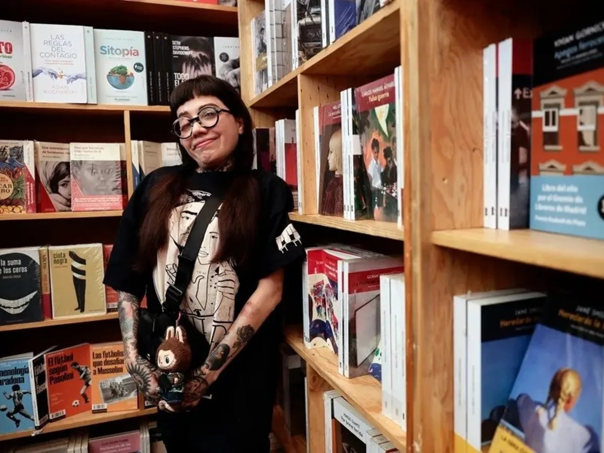Dahlia de la Cerda, autora de 'Perras de reserva': “No quería romantizar las redes entre mujeres”