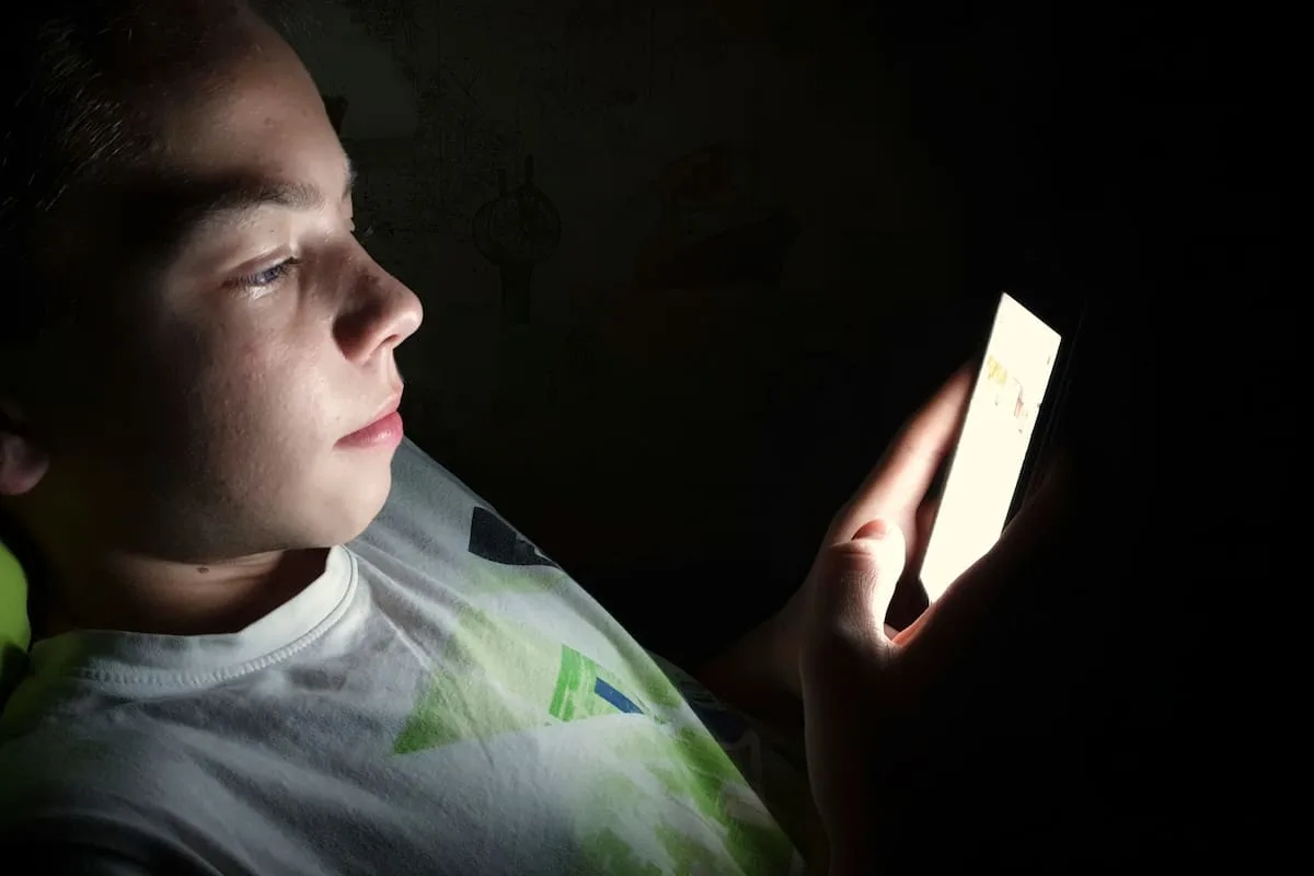 Celulares en las aulas: el 40% de los alumnos porteños muestra ansiedad