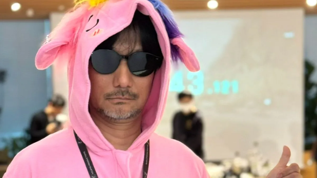 Hideo Kojima apareció disfrazado de unicornio rosa en su estudio y revolucionó las redes