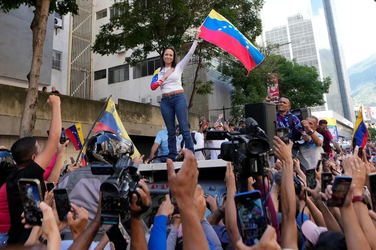 María Corina Machado volvió a Venezuela tras casi un año de exilio