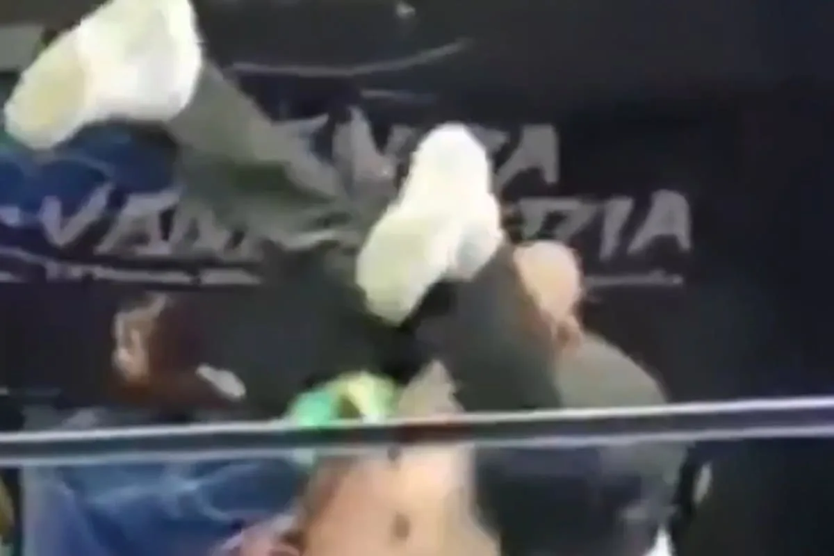 México: un árbitro de lucha libre murió tras una llave mortal en el ring