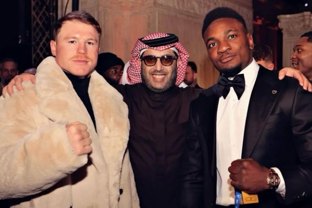 El jeque Turki Alalshikh anunció su retiro del boxeo por problemas de salud
