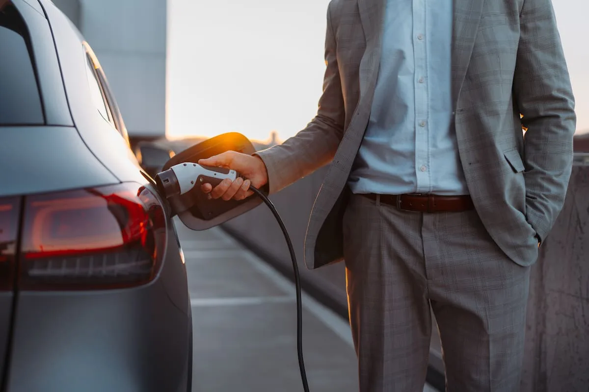 Seguro para autos eléctricos en Argentina: qué cubre la batería y qué queda afuera