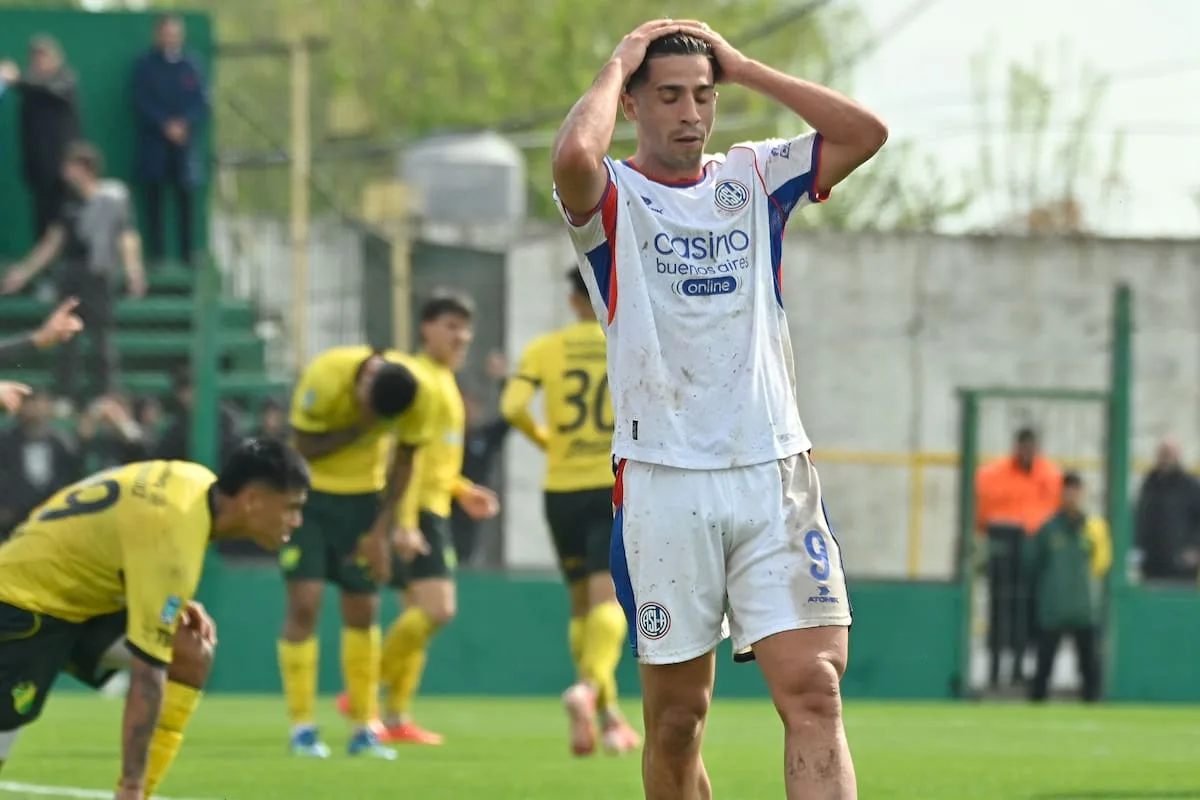 Defensa y Justicia goleó a San Lorenzo 3-0: tres goles en el primer tiempo y algunas polémicas