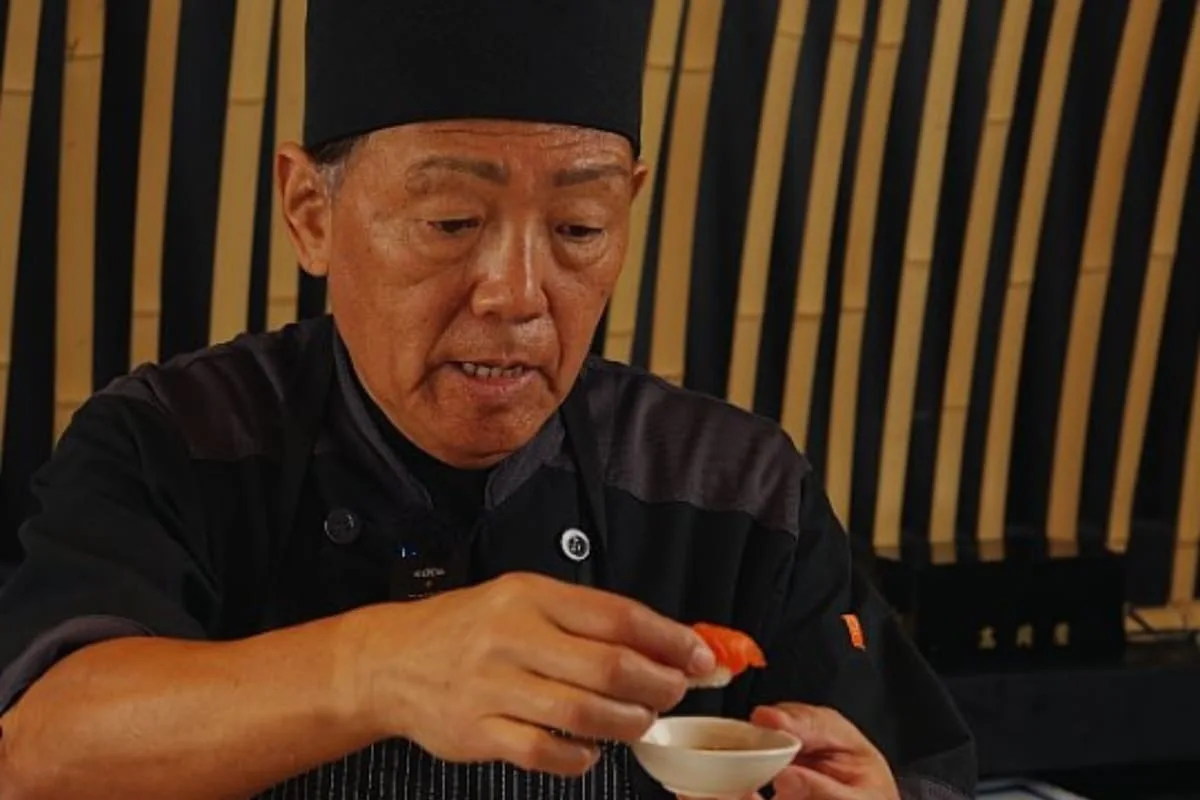 Toshiya Sato, chef japonés sobre el sushi: “Si le ponés salsa de soja al arroz, te queda demasiado salado”