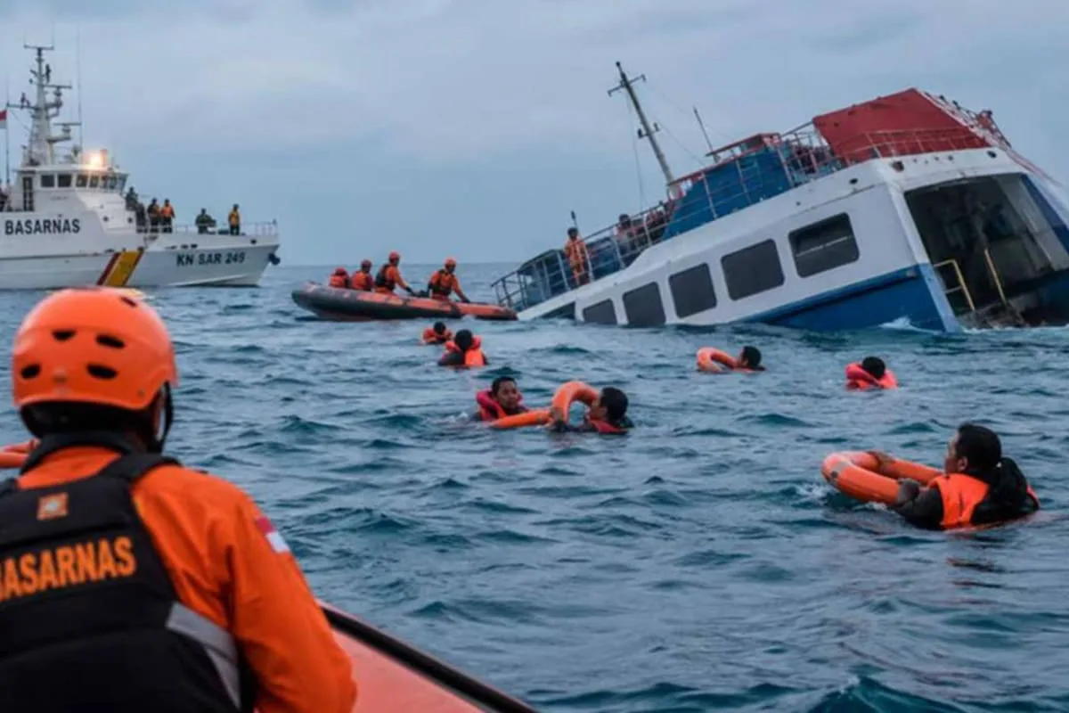Un buque de pasajeros naufragó en Indonesia: al menos 6 muertos y 129 desaparecidos en el mar de Java