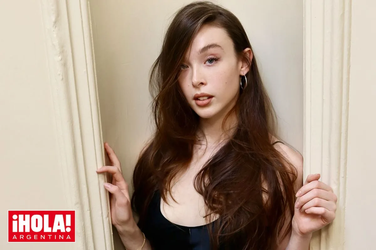 Con un hacha en la mano: Tiene 22 años, es la hija de dos estrellas del cine y se luce en su papel de asesina