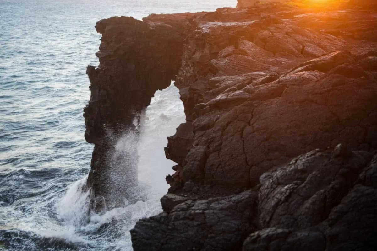 Colapsó en Hawái el arco Hōlei, uno de sus puntos turísticos más conocidos
