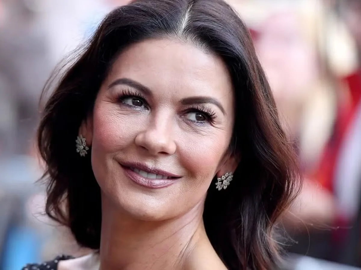 Catherine Zeta-Jones reveló su desayuno de invierno: avena con banana y azúcar morena
