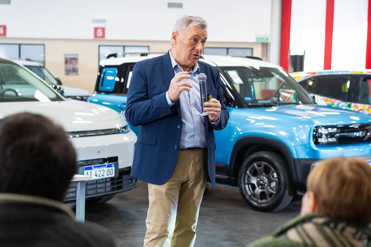 Claudio Damiano, especialista en movilidad: “Los autos eléctricos duran más que los nafteros”