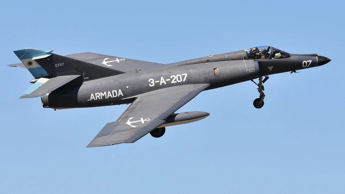 “El terror del Atlántico Sur”: los Super Etendard, los aviones que hicieron historia en Malvinas