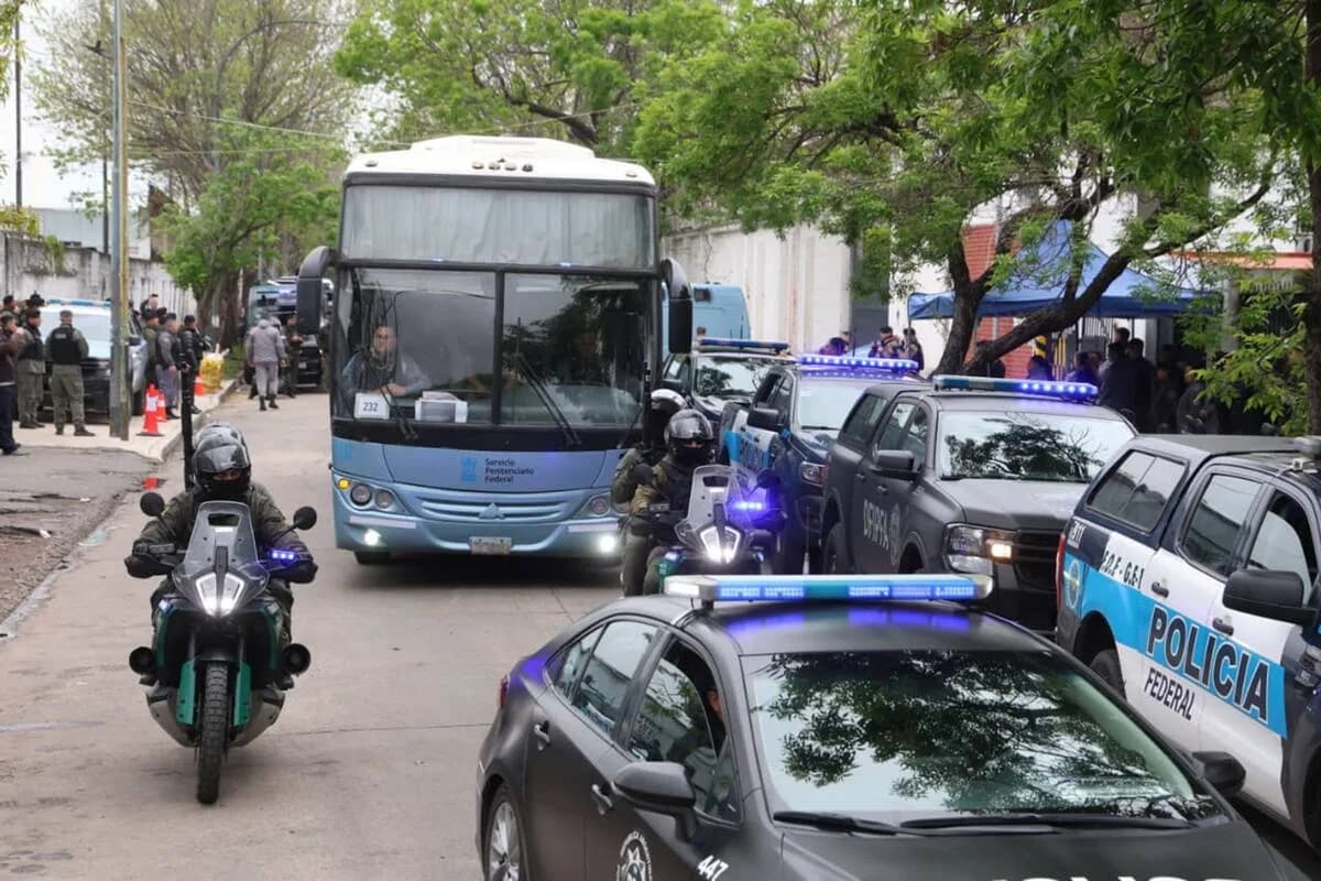 Cárcel de Devoto: empezó el traslado de presos y qué harán con los terrenos