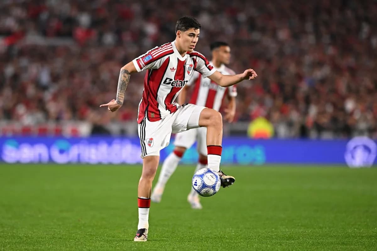 River: Tobías Andrada y Thiago Almada se lesionaron tras ser citados a la selección y el juvenil lloró