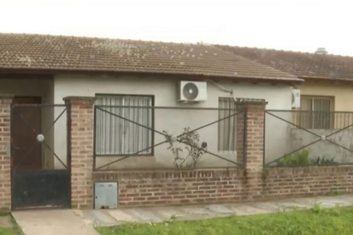 Visitó Luján y pintó su casa para alquilarla a $5 millones por la visita del papa León XIV