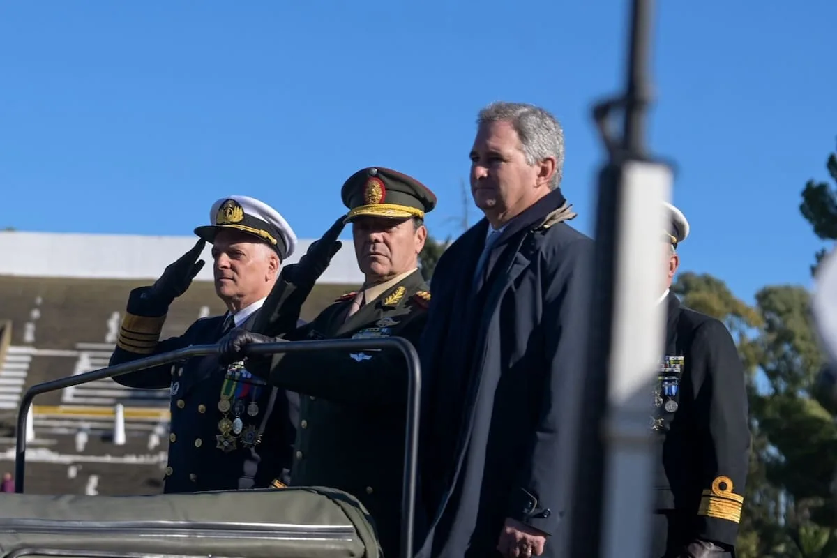 La letra fina del proyecto Malvinas: el Gobierno pondera las diferencias con la ley actual, la forma de aplicación y los “derribos”