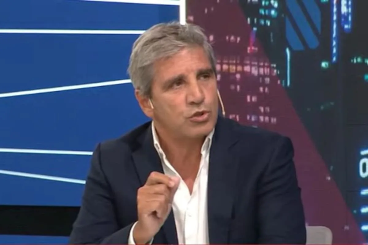 Caputo advirtió al mercado sobre cómo se prepara ante un escenario electoral adverso en 2027: “Les vamos a arrancar la cabeza”