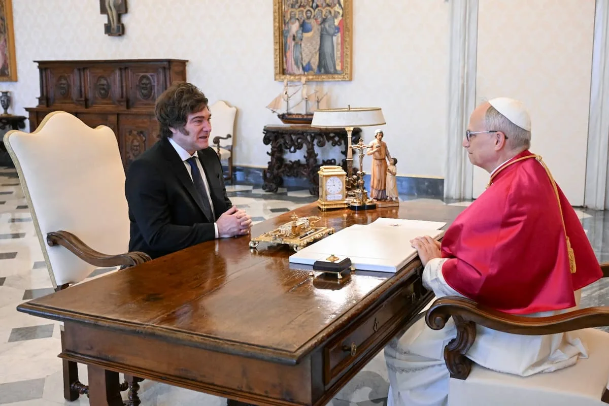 Milei y la Iglesia enviaron mensajes de afecto al Papa y evitaron especular con la visita