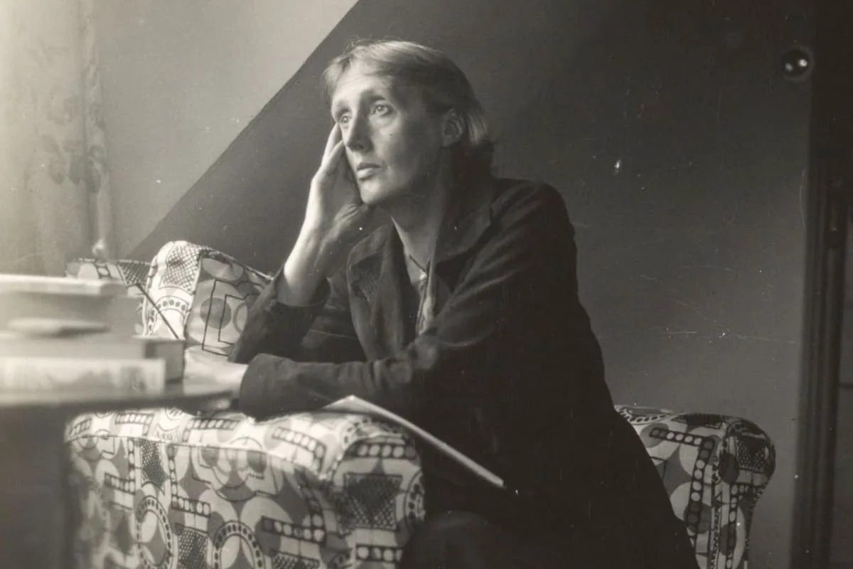 Virginia Woolf y su frase sobre comer bien: la reflexión que sigue vigente