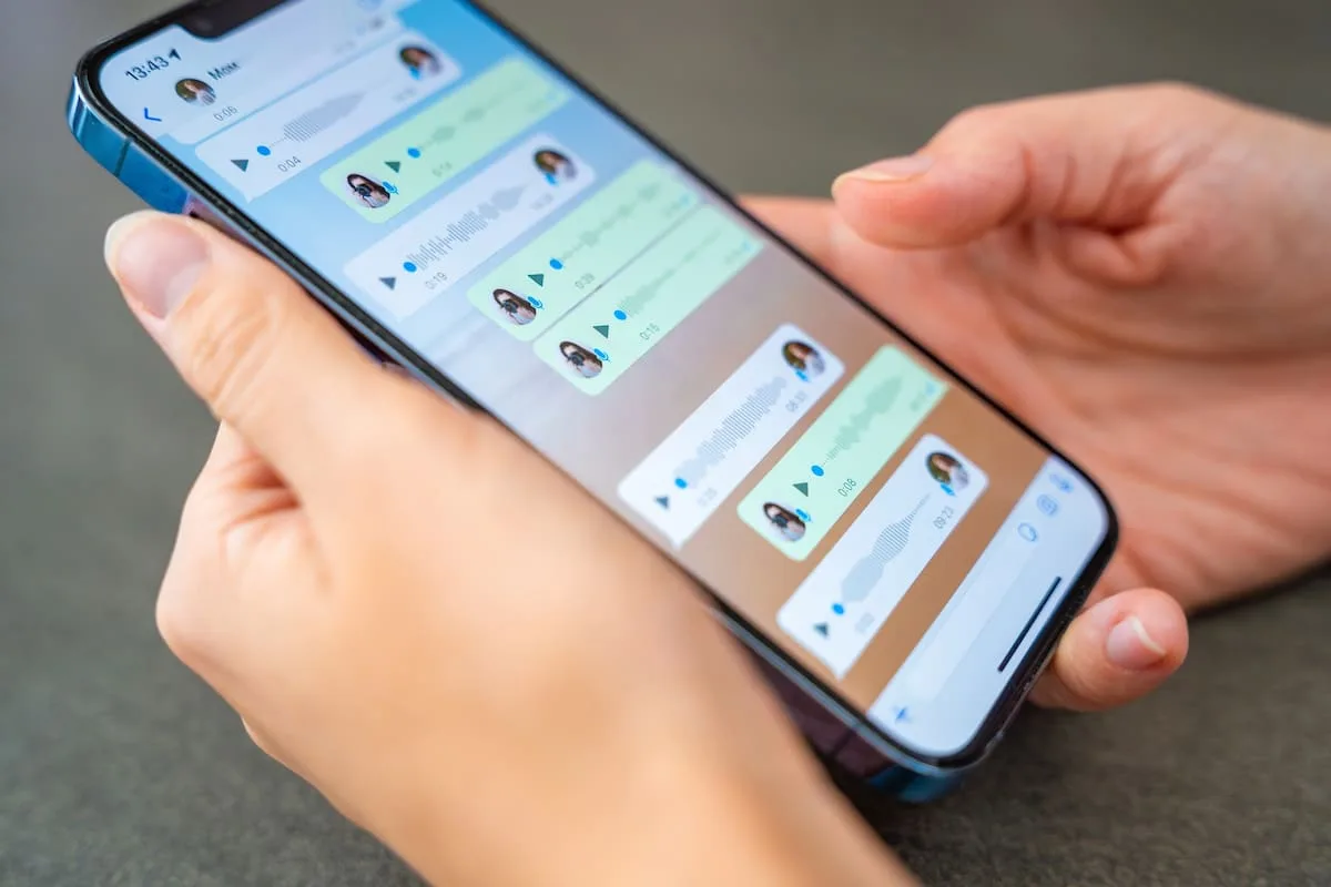 WhatsApp: cómo transcribir audios a texto y leerlos sin escucharlos