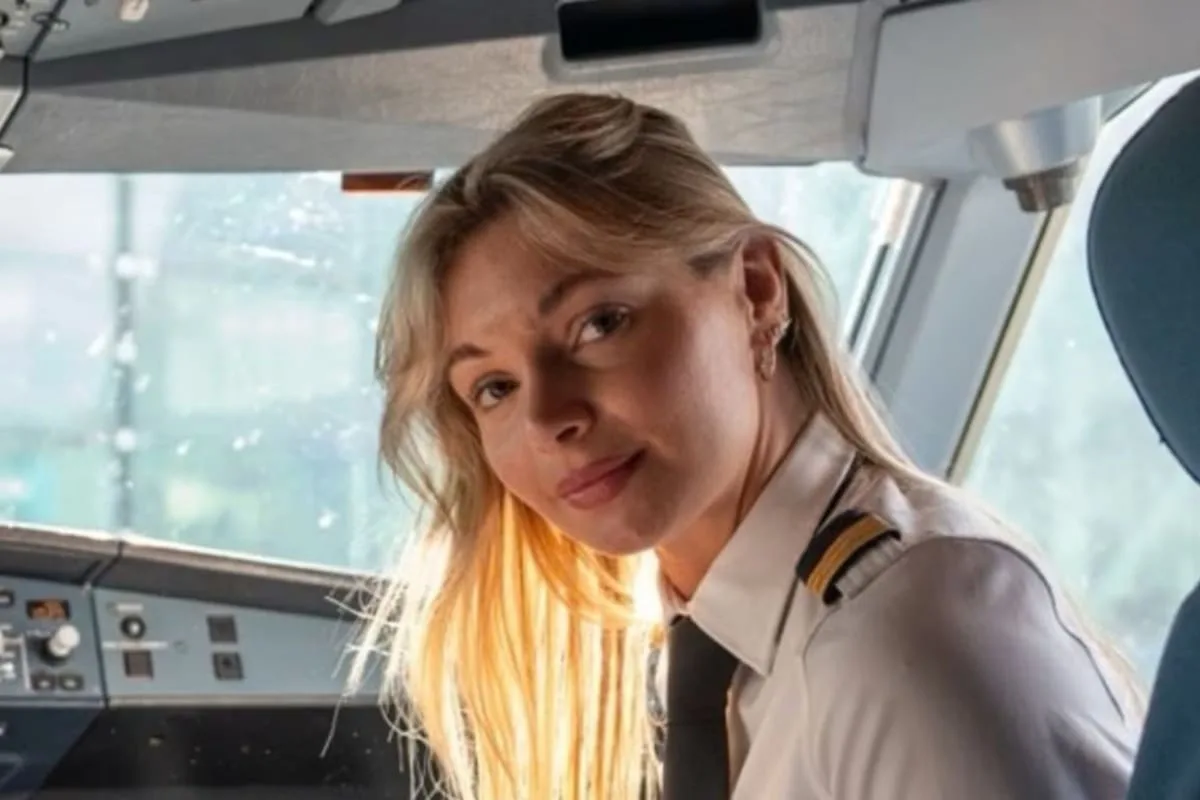 Savina Paül, piloto de avión desde los 22 años: “Tenía que estar al 100% mental y físicamente para estar a la altura de que tantas personas confiaran sus vidas en mí”