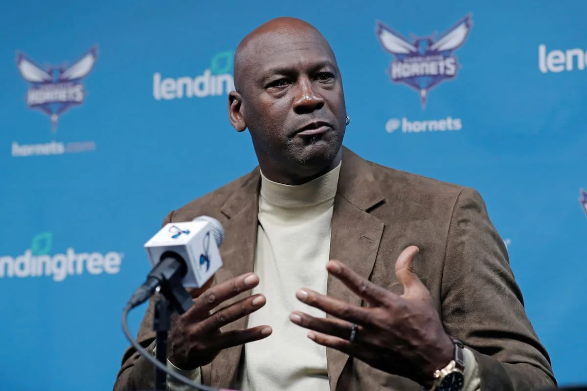 Michael Jordan donó más de 17 millones de dólares para la construcción de clínicas médicas en zonas vulnerables