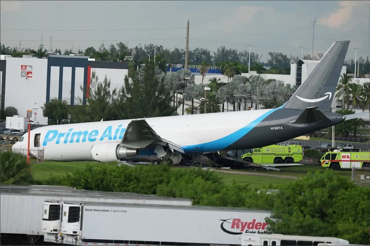 El avión de Amazon que se accidentó en Miami tenía 32 años y lo reconvirtieron en carguero en 2015