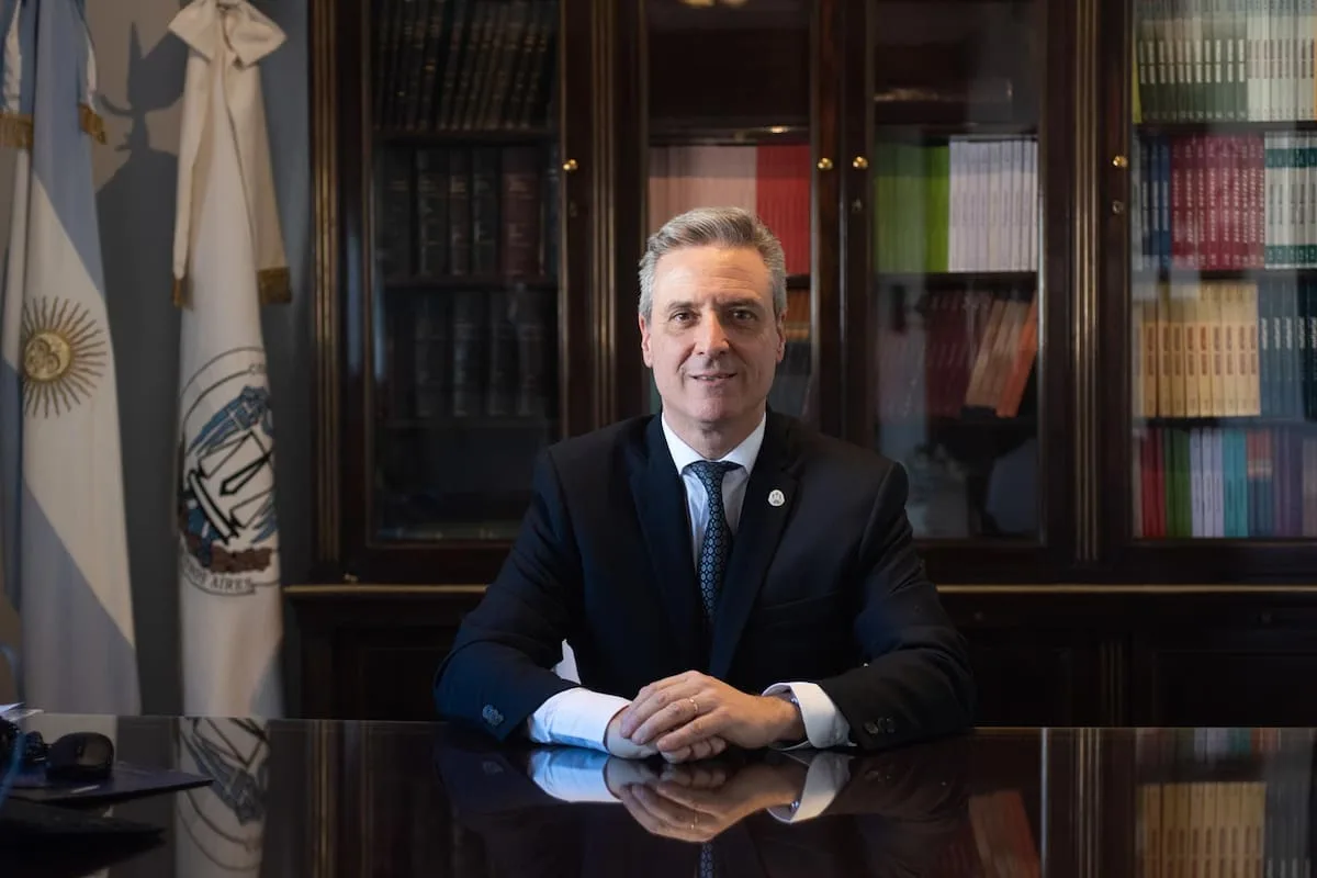 Guillermo Longhi, presidente del Colegio de Escribanos: “Nuestra intervención permite advertir riesgos y prevenir conflictos”