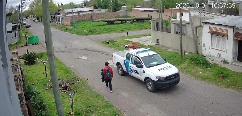 Mercedes: dos delincuentes escaparon porque la policía no bajó de la patrulla