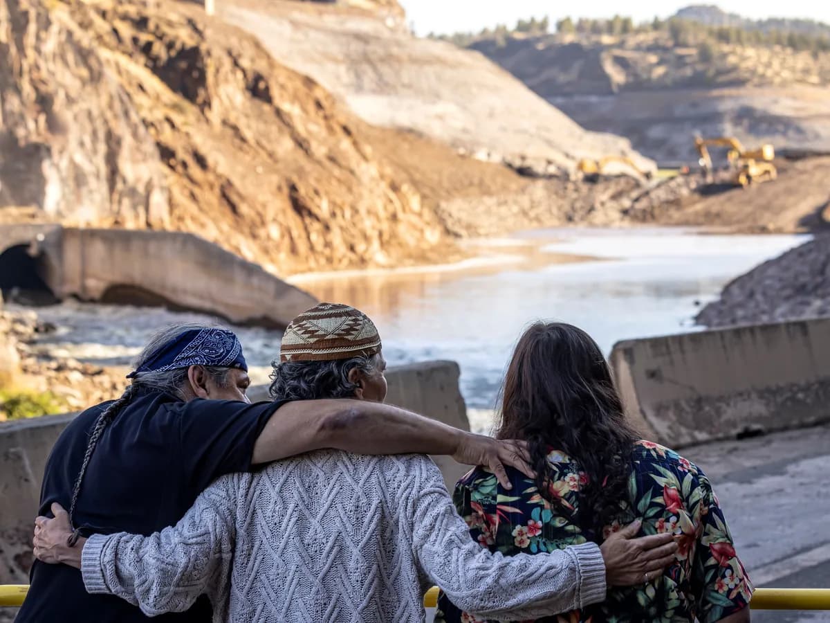 El río Klamath recuperó 640 km de hábitat tras la mayor demolición de represas del mundo