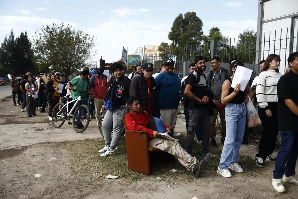 La reforma laboral de Milei no seduce todavía a los creadores de empleo