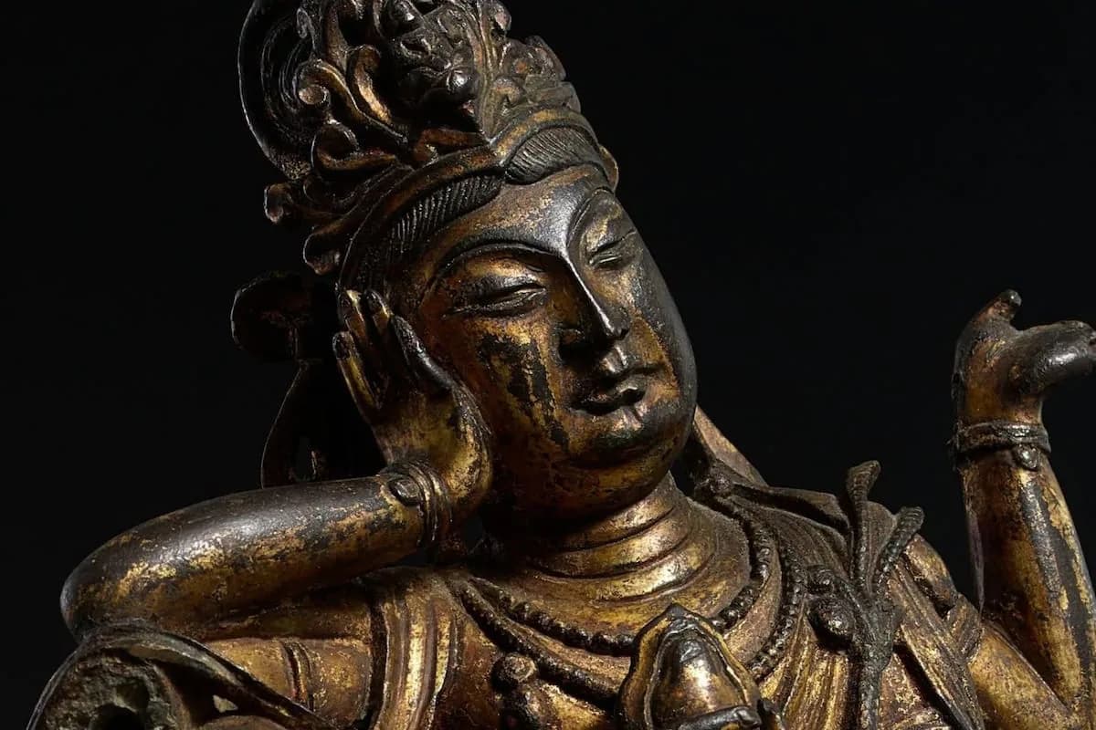 Compró una escultura por 77 dólares en una venta de garaje y terminó siendo subastada por más de 2 millones