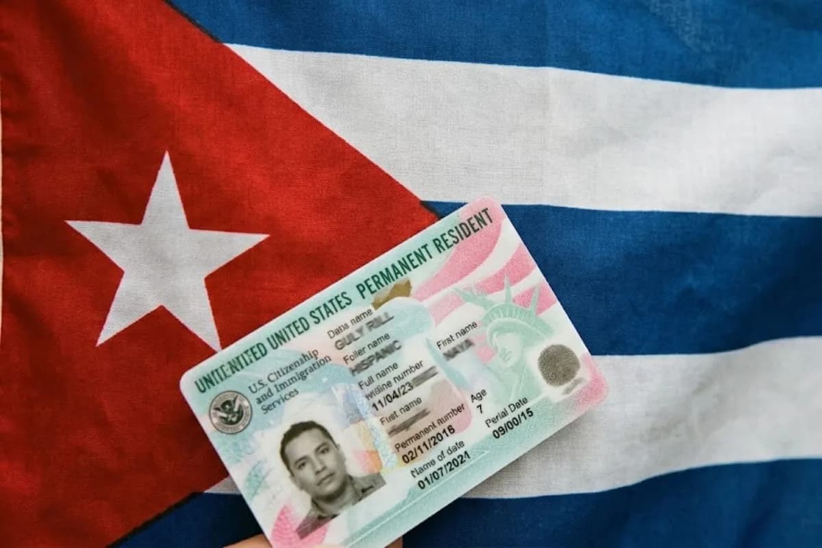 Green card para cubanos: la regla del Uscis para el ajuste de estatus en octubre