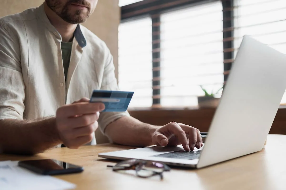 Trabajar para el exterior: las plataformas y billeteras virtuales para cobrar desde la Argentina en dólares o euros