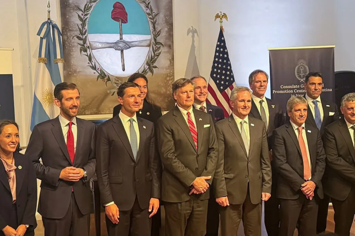 Argentina y EE.UU. lanzan un corredor de infraestructura por US$7000 millones; el Senado trata hoy la reforma del BCRA