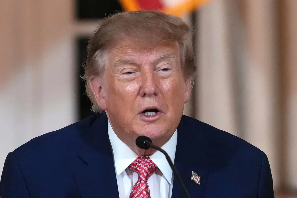 Trump ofrece un millón de dólares por denunciar fraude electoral en Estados Unidos