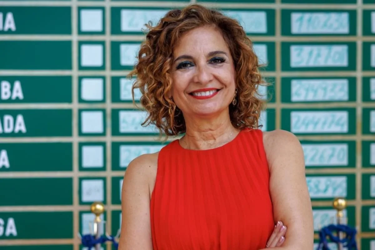 María Jesús Montero, ministra española, recordó la exigencia de sus padres profesores
