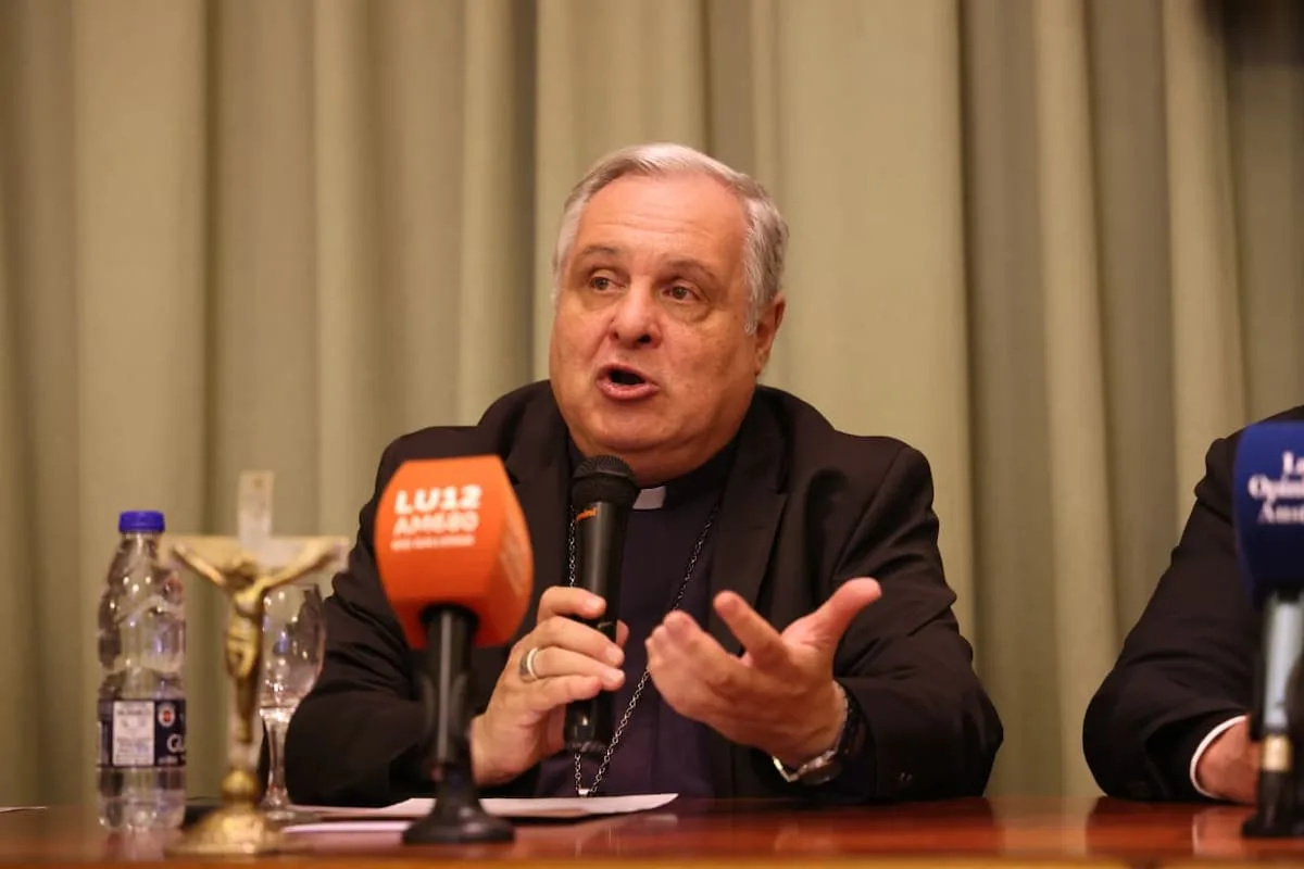 Monseñor Colombo propone reunir a los expresidentes en la visita del papa León XIV