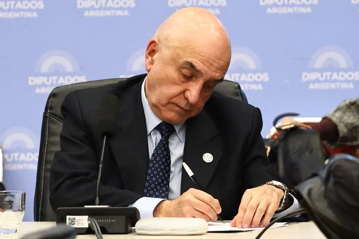 Antes de renunciar, el interventor del área de discapacidad reportó que detectó “sobreprecios sistemáticos” y apuntó contra Spagnuolo