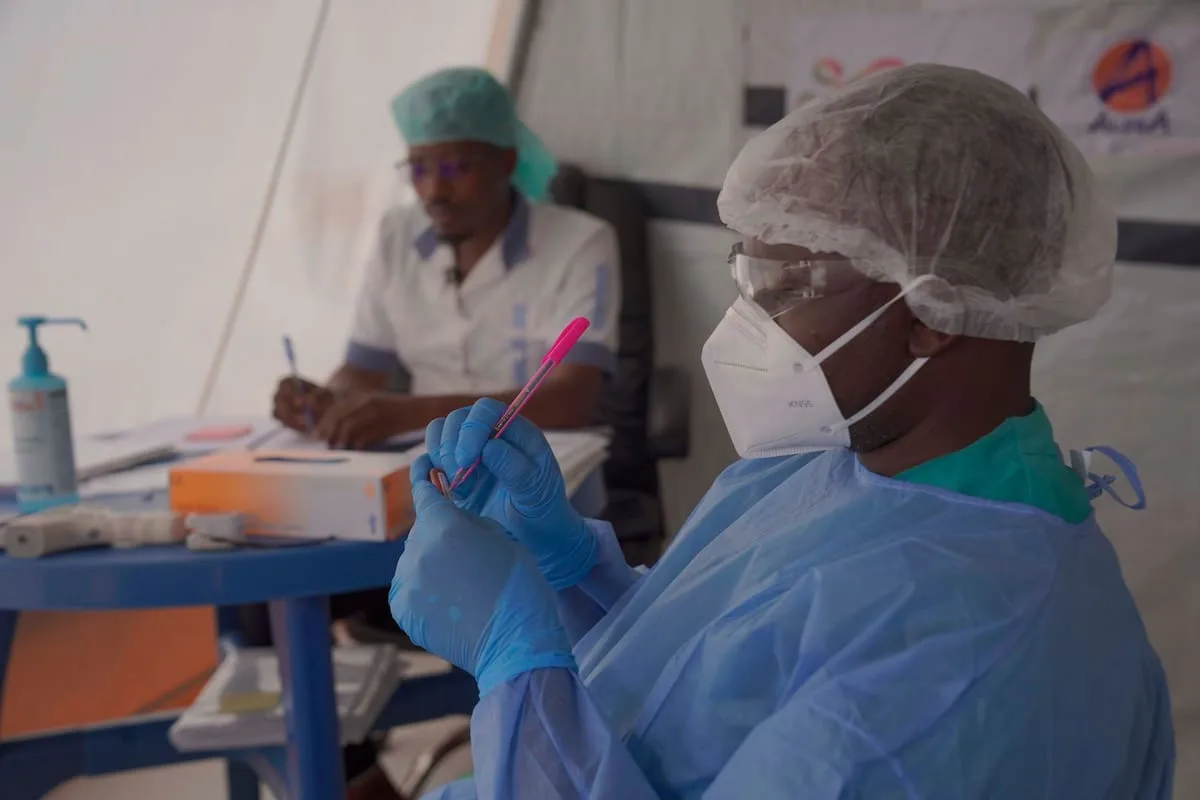 El brote de ébola en el Congo se cobra más de 4000 vidas en la peor epidemia de la historia del país