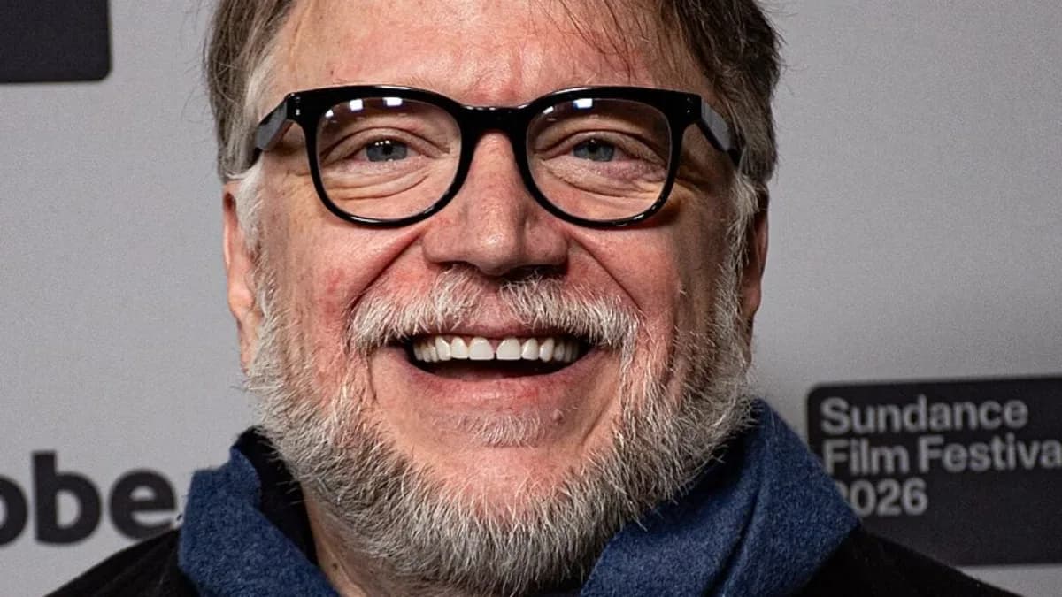 Guillermo Del Toro trabajó vendiendo casas antes de ser director: "Me levantaba a las 6 de la mañana, acababa a las 4 de la tarde, y en adelante hacía monstruos"
