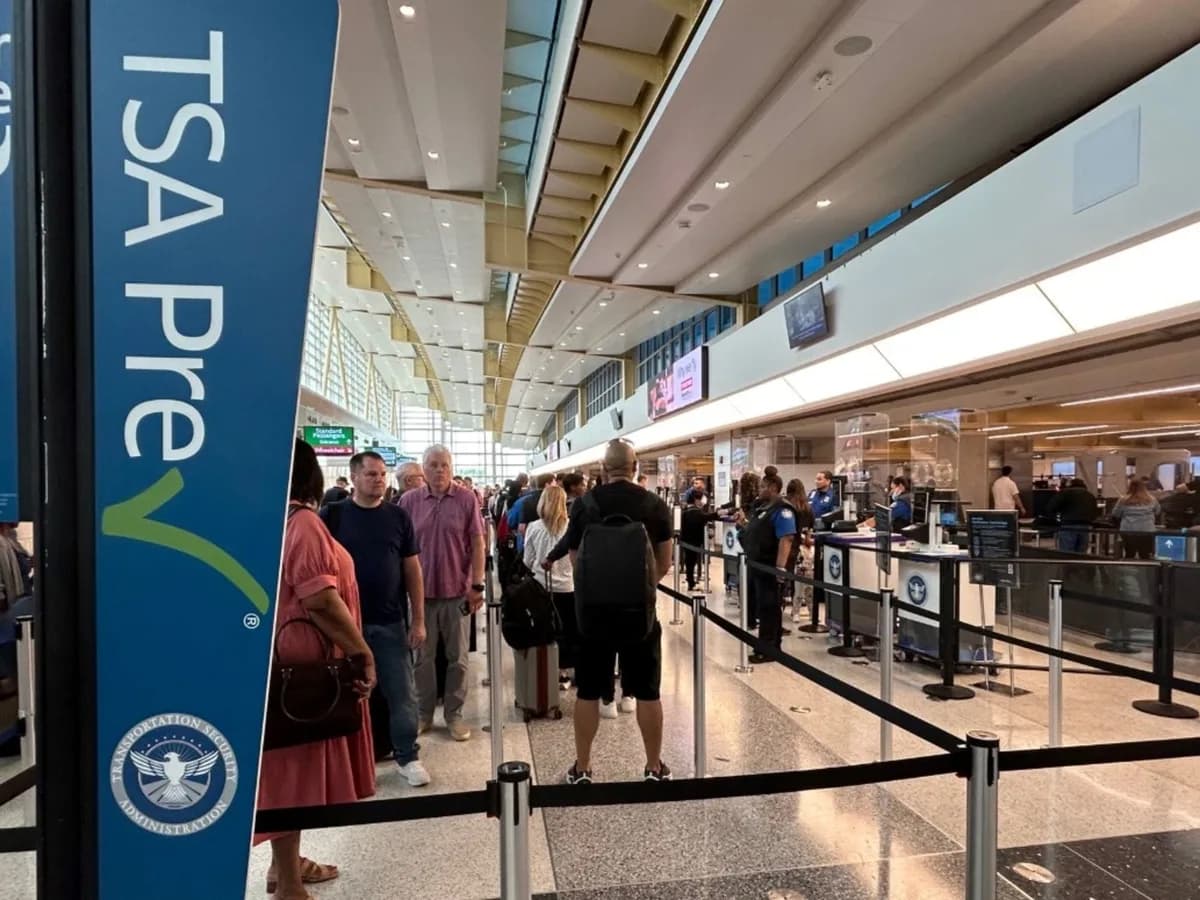 El aeropuerto de Las Vegas ya deja entrar a las terminales a quienes no tienen boleto