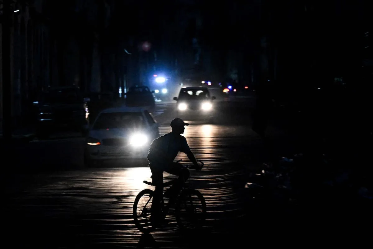 La mitad de Cuba vuelve a quedar a oscuras por un nuevo apagón masivo