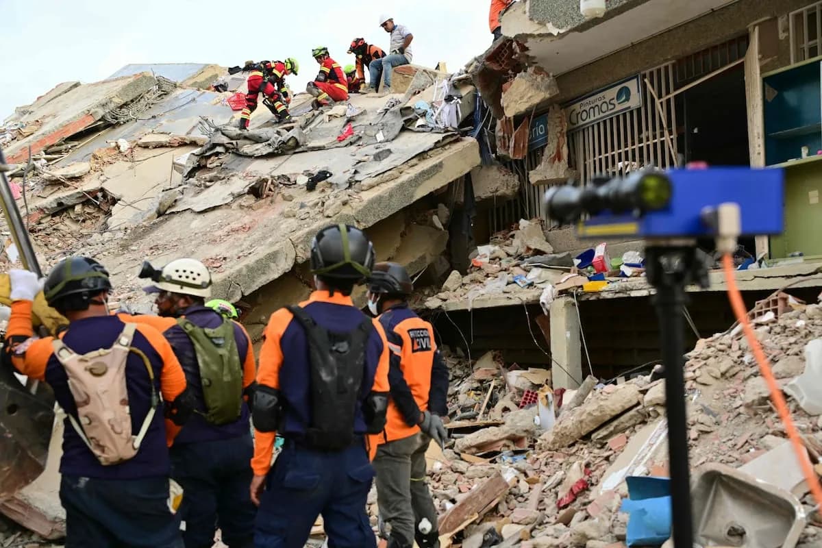 Terremotos en Venezuela: socorristas luchan contra el desamparo mientras se apagan las esperanzas
