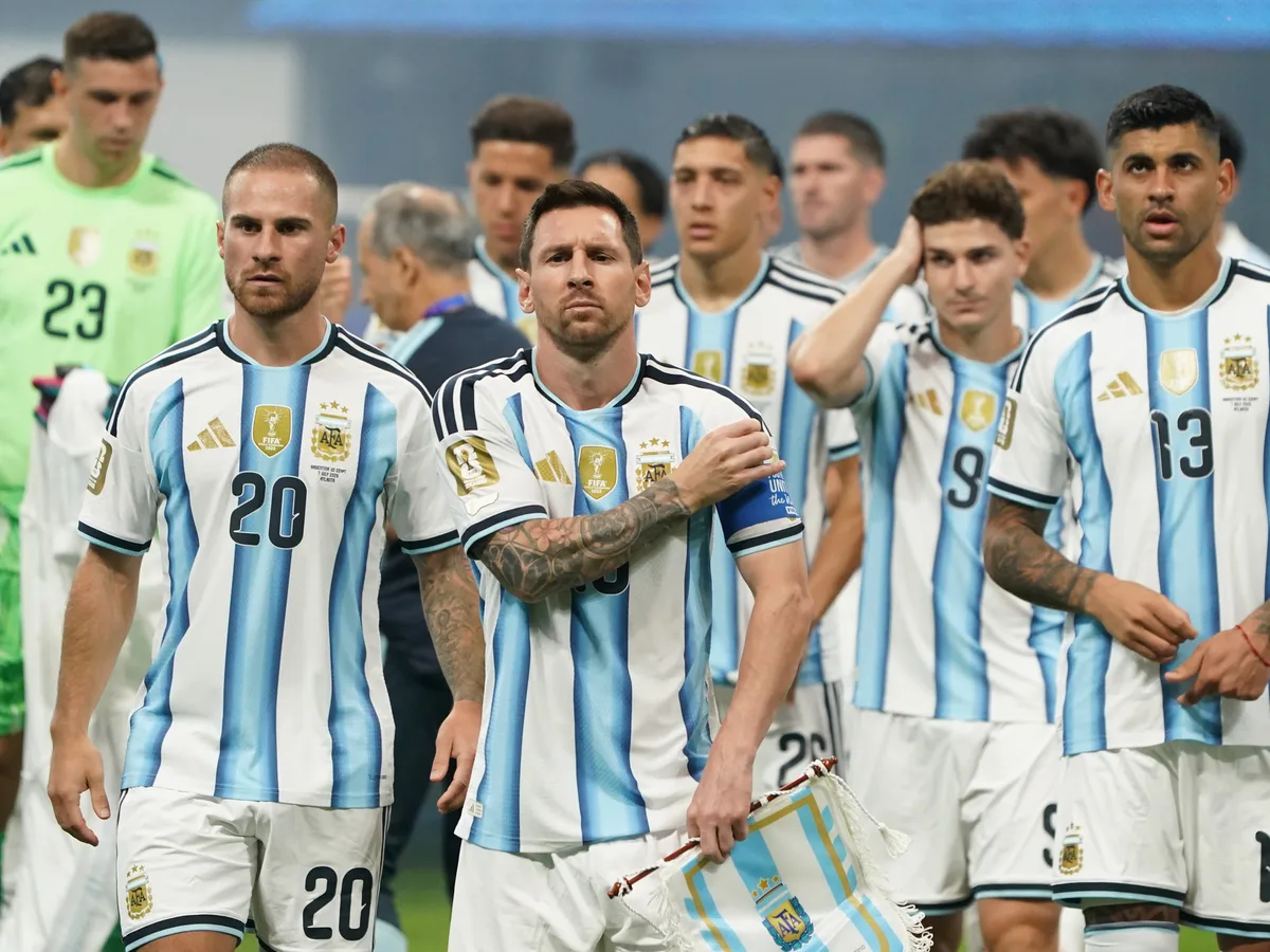 Argentina 3-2 Egipto: Paredes fue figura, Messi sigue haciendo historia