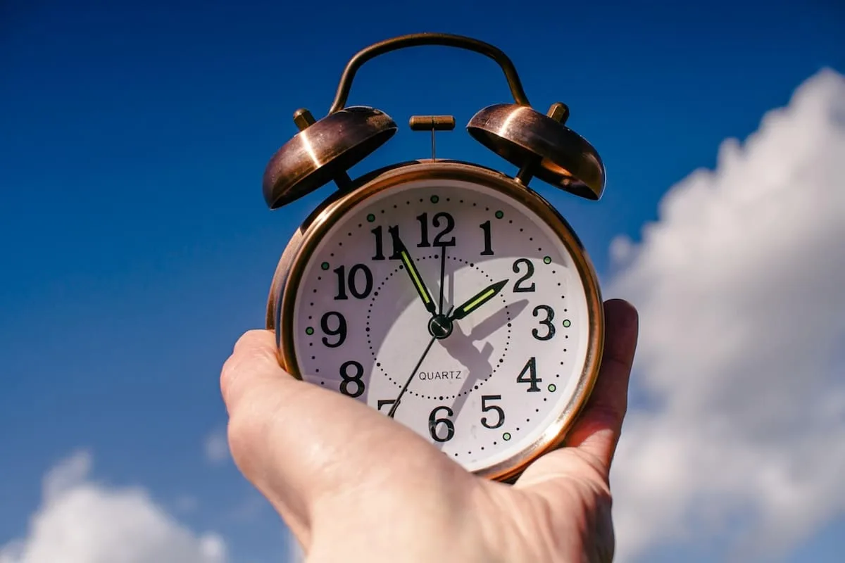 Cambio de hora en EE.UU. 2026: cuándo se retrasan los relojes