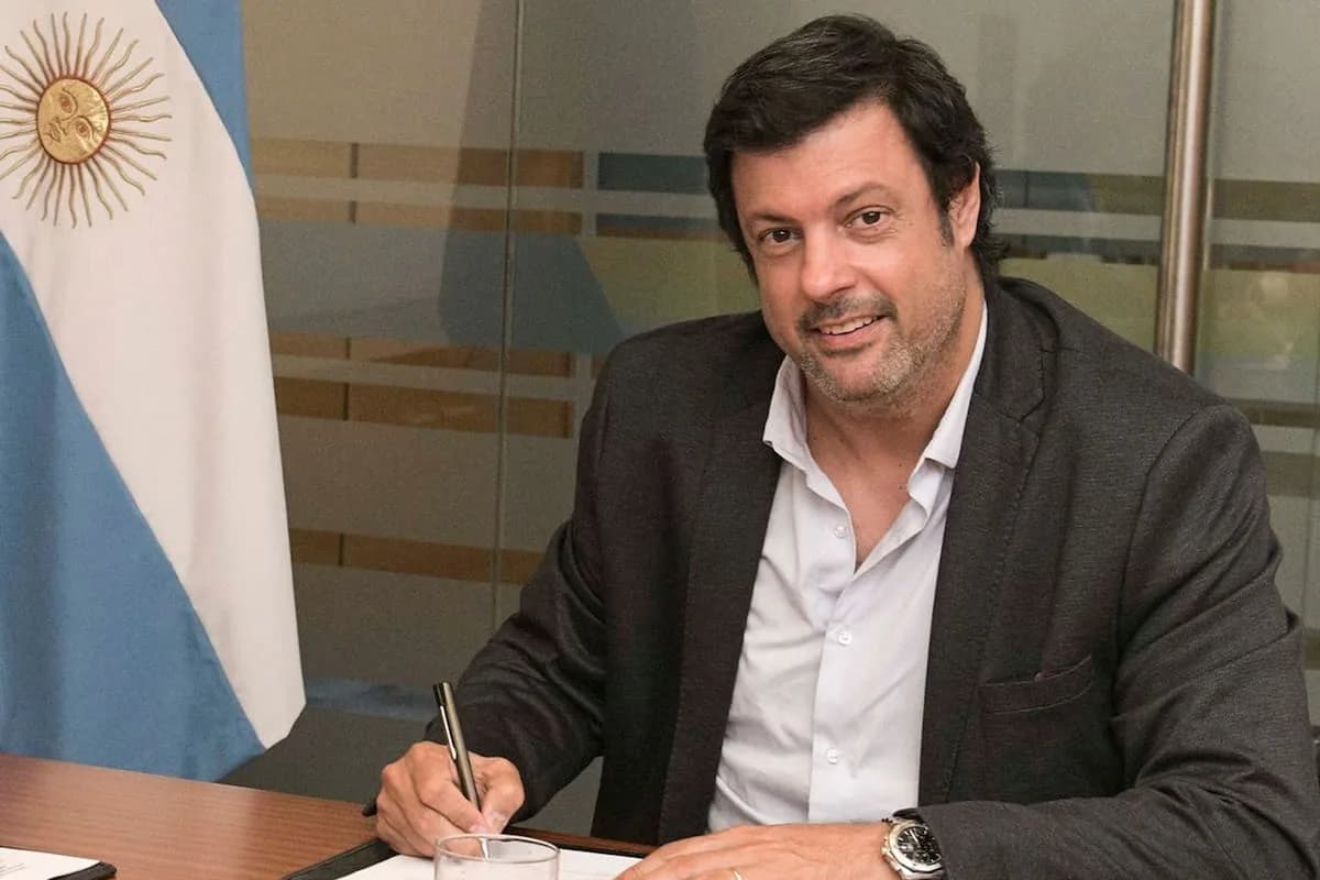 Santilli echó a Darío Genua de la Secretaría de Innovación