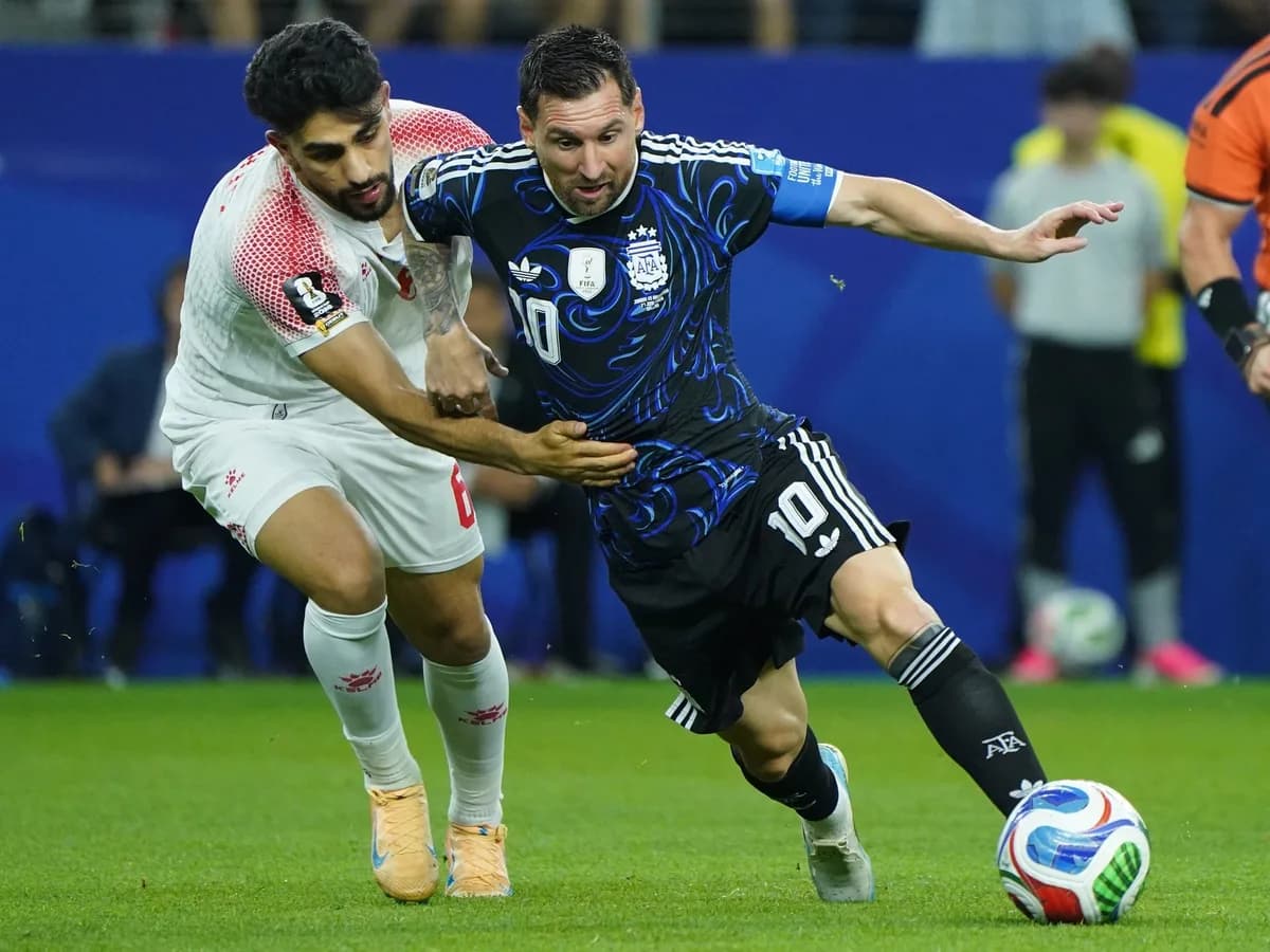 Argentina venció 3-1 a Jordania y cerró la fase de grupos como líder