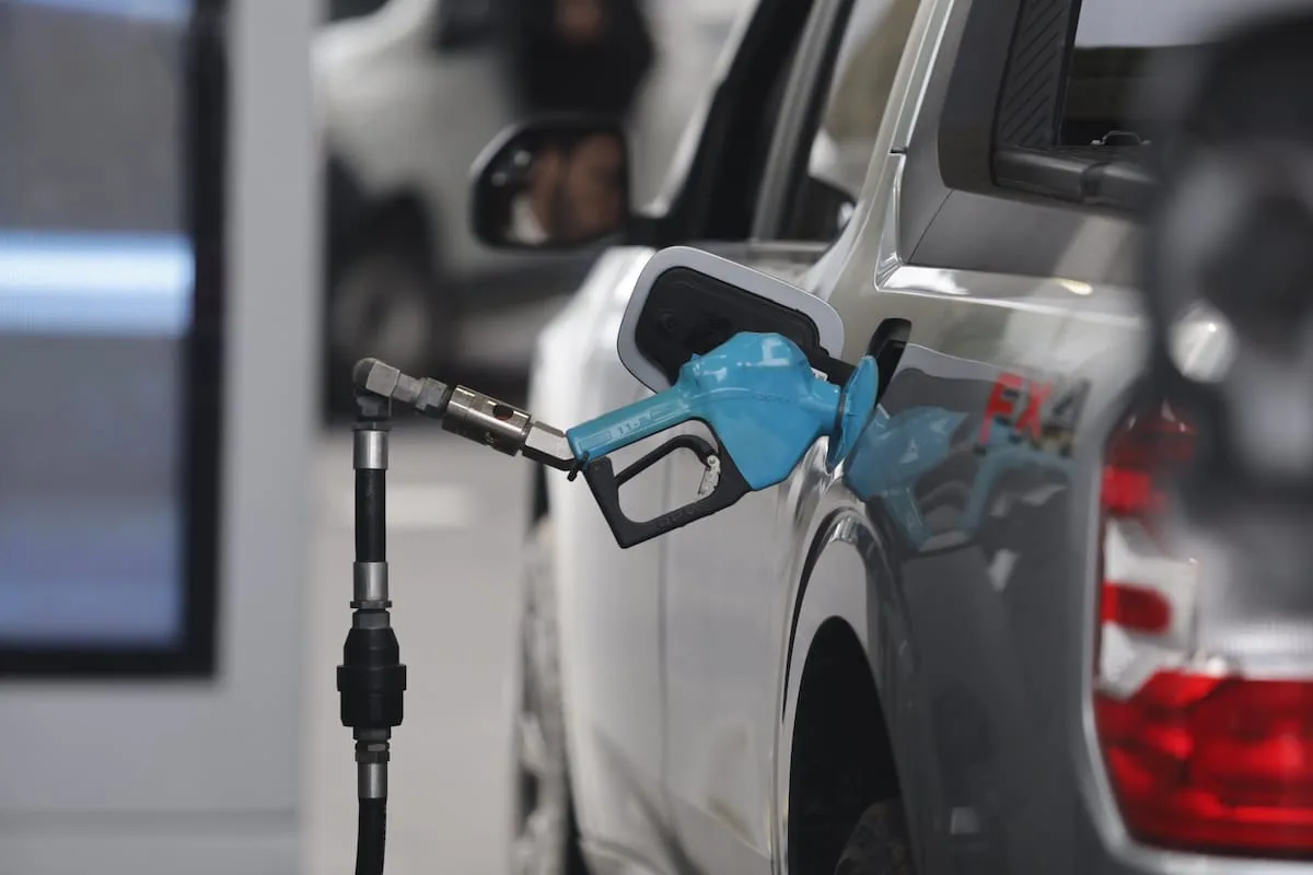 Llenar el tanque de nafta cuesta hasta $188.000 en julio 2026